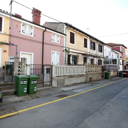 Apartment Svobode Izola Luaran gambar