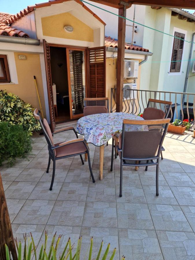 Apartment Svobode Izola Luaran gambar