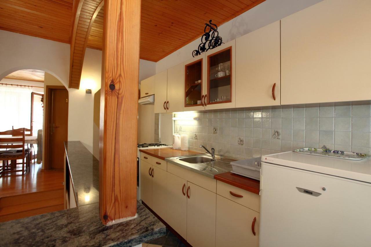 Apartment Svobode Izola Luaran gambar